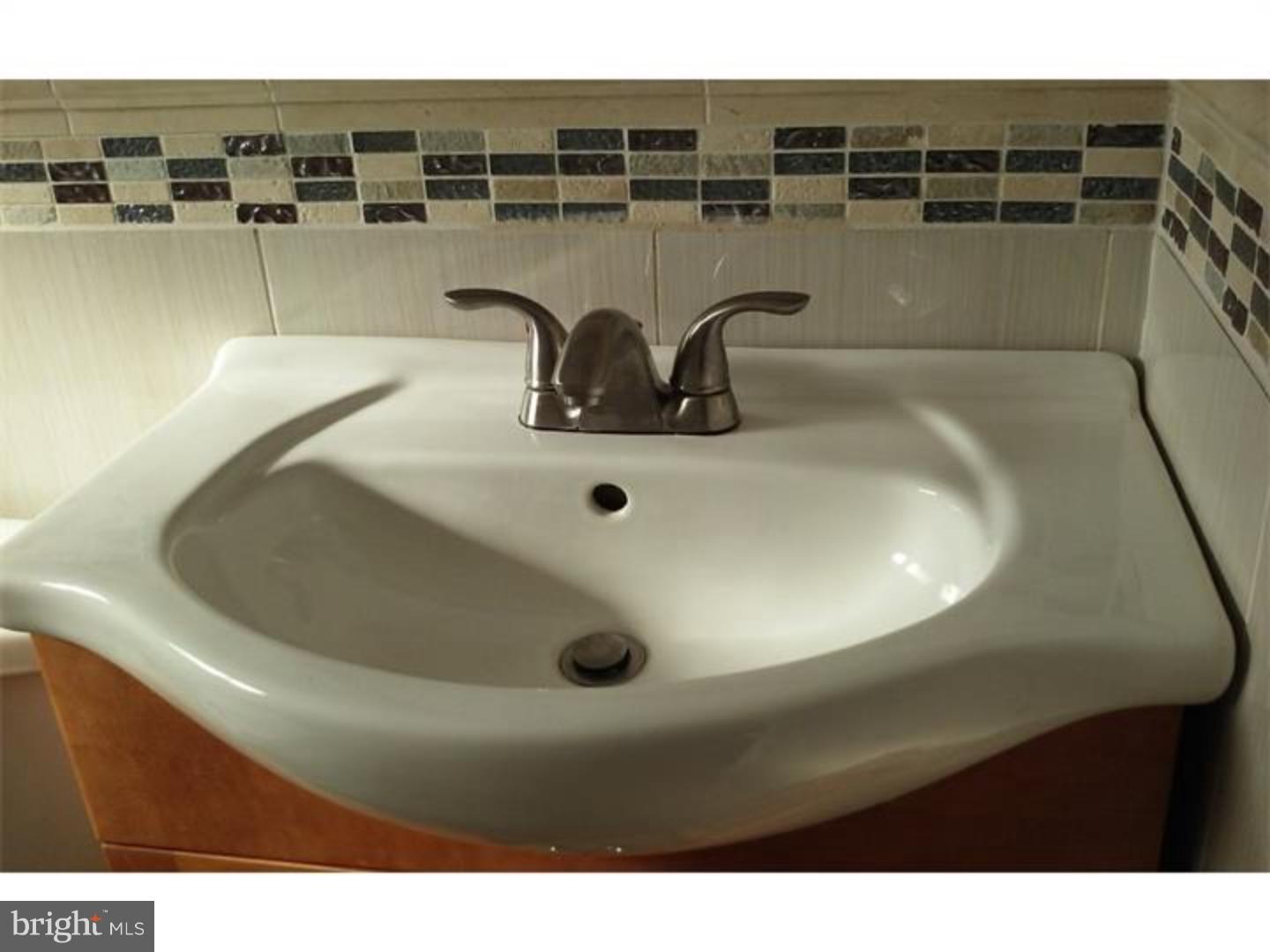 44 Balsam Road Levittown, PA 19057 - Photo 13 of 15 Gallery Image 13