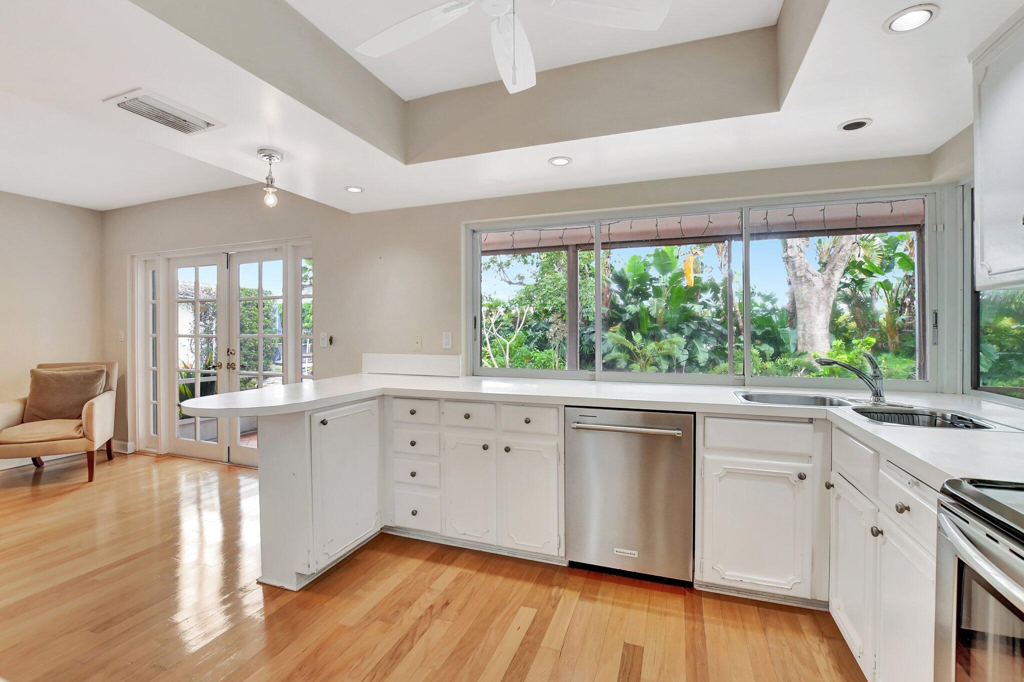 1312 Sycamore Terrace Boca Raton, FL 33486 - Photo 16 of 41 15-web-or-mls-DSC_1181