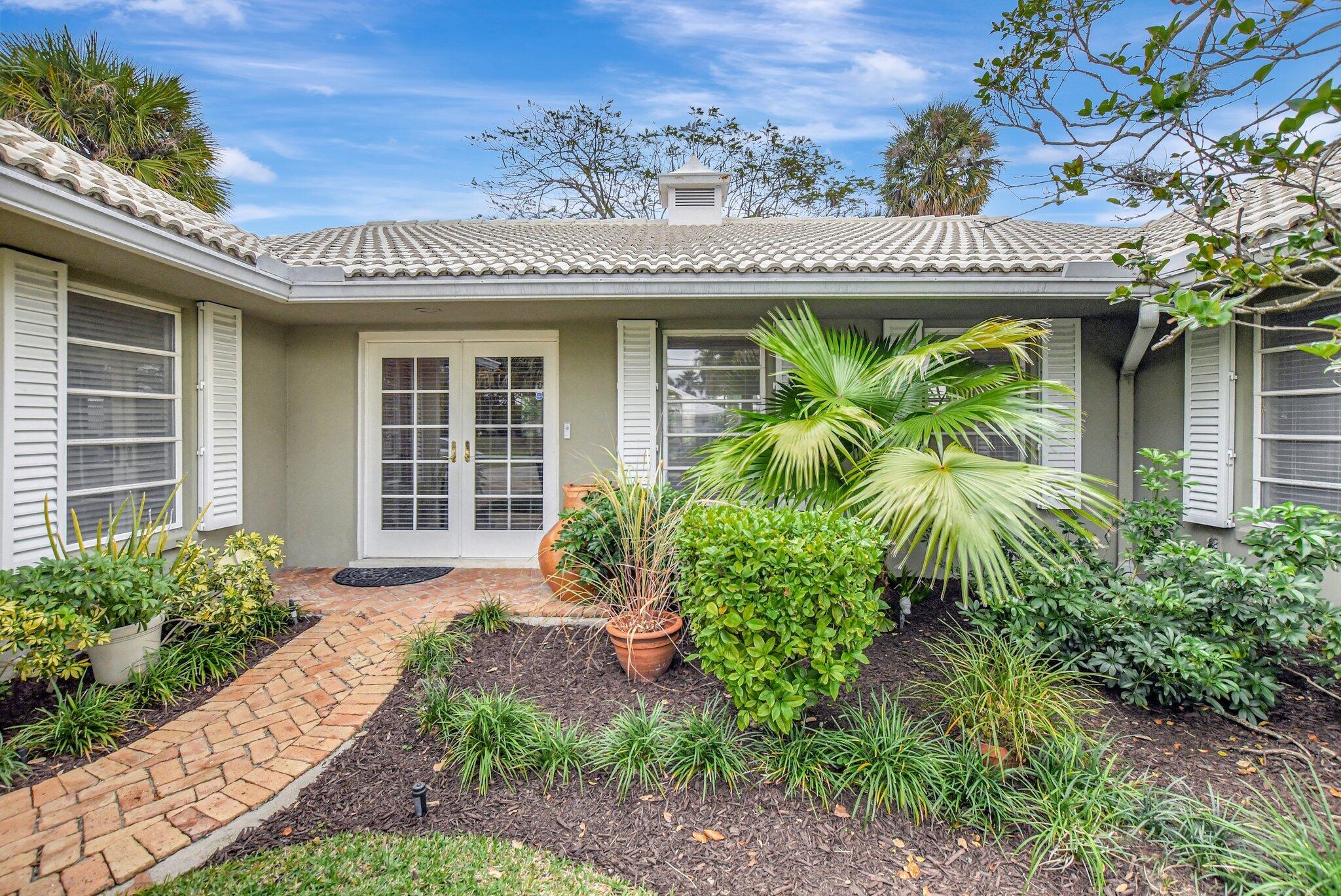 1312 Sycamore Terrace Boca Raton, FL 33486 - Photo 2 of 41 4-web-or-mls-DSC_1274
