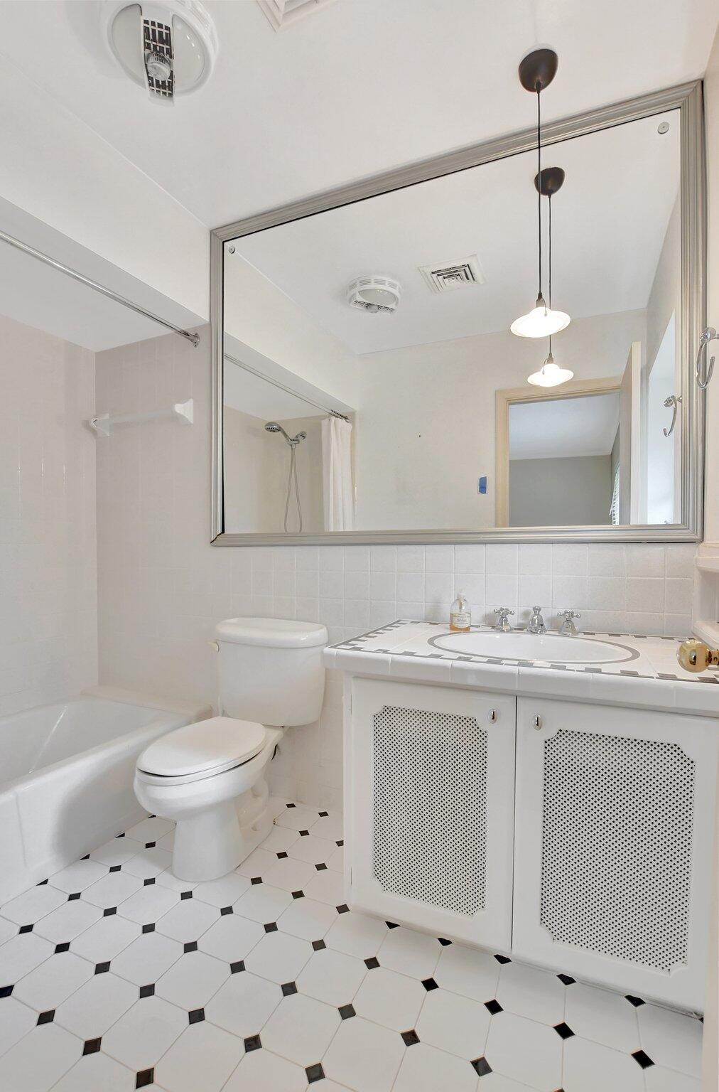 1312 Sycamore Terrace Boca Raton, FL 33486 - Photo 27 of 41 33-web-or-mls-DSC_1176
