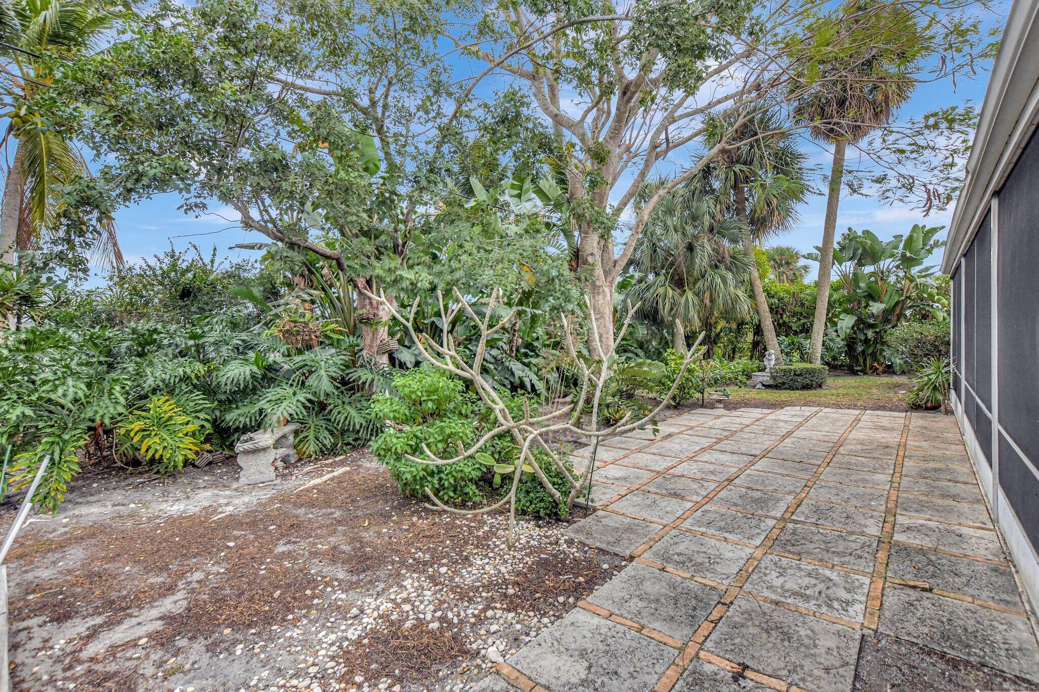 1312 Sycamore Terrace Boca Raton, FL 33486 - Photo 32 of 41 40-web-or-mls-DSC_1254