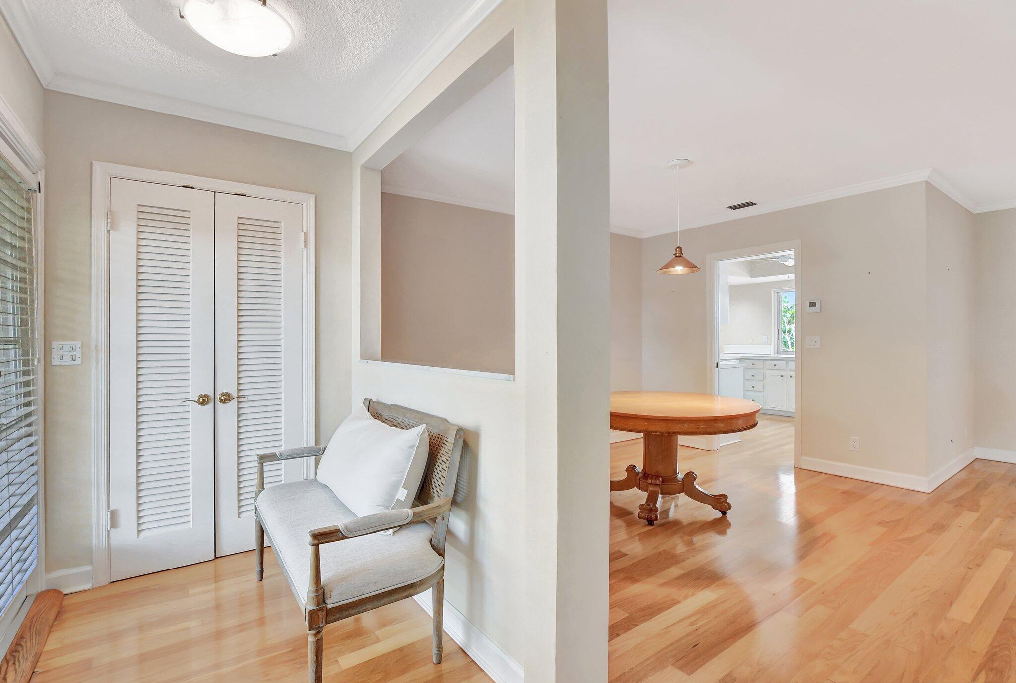 1312 Sycamore Terrace Boca Raton, FL 33486 - Photo 5 of 41 7-web-or-mls-DSC_1081