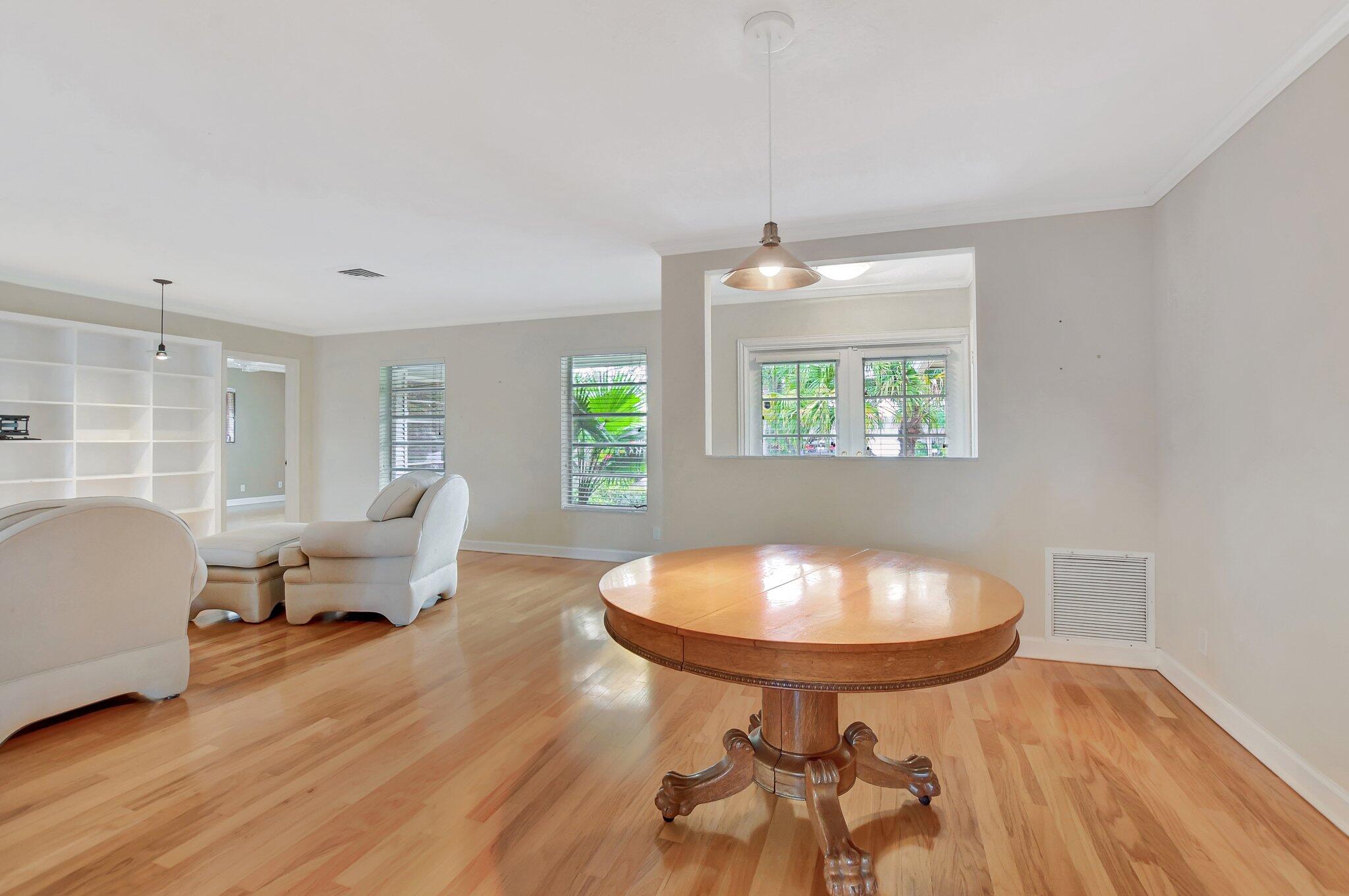 1312 Sycamore Terrace Boca Raton, FL 33486 - Photo 9 of 41 13-web-or-mls-DSC_1111
