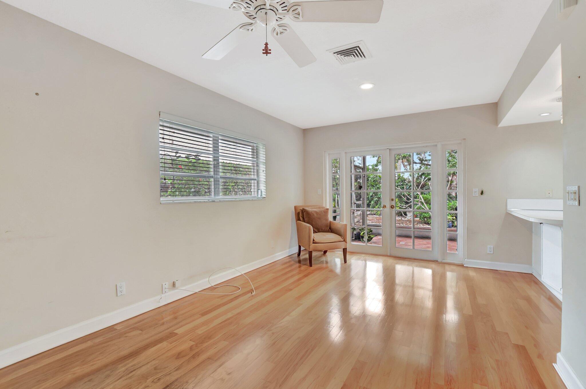 1312 Sycamore Terrace Boca Raton, FL 33486 - Photo 10 of 41 18-web-or-mls-DSC_1201