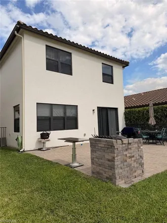 $475,900 | 8956 Madrid Circle, Naples, FL 34104