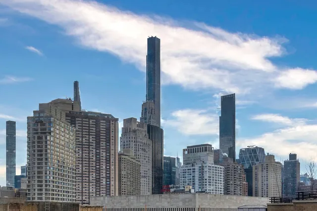 $4,600 | 130 West 67th Street, Unit 11J | Upper West Side