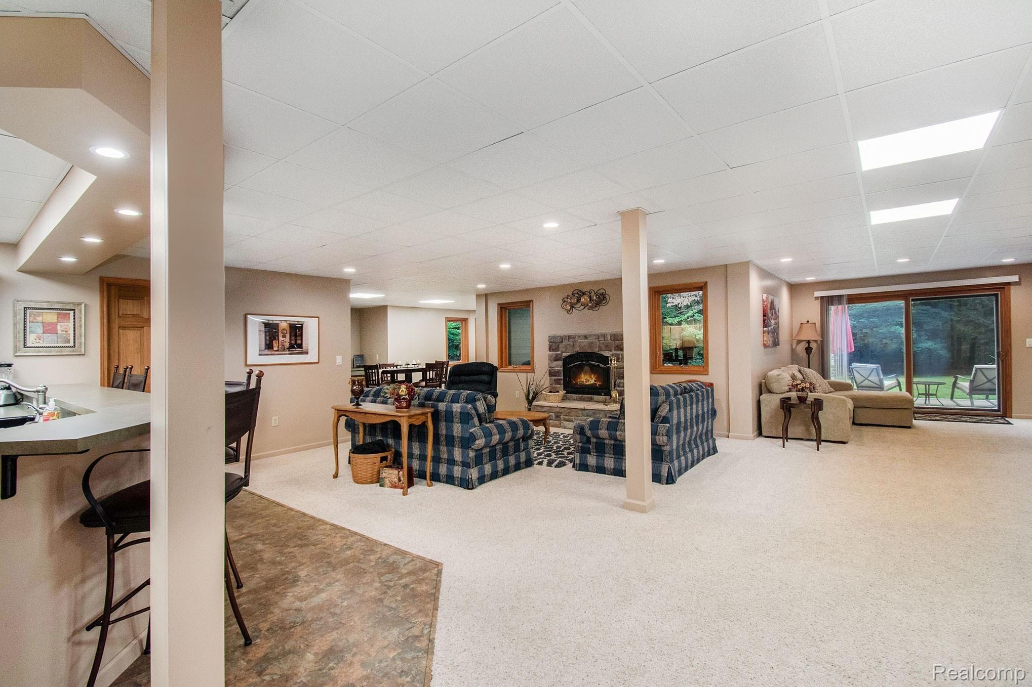 9813 McClements Road Brighton, MI 48114 - Photo 25 of 47 9813-McClements-_44.jpg