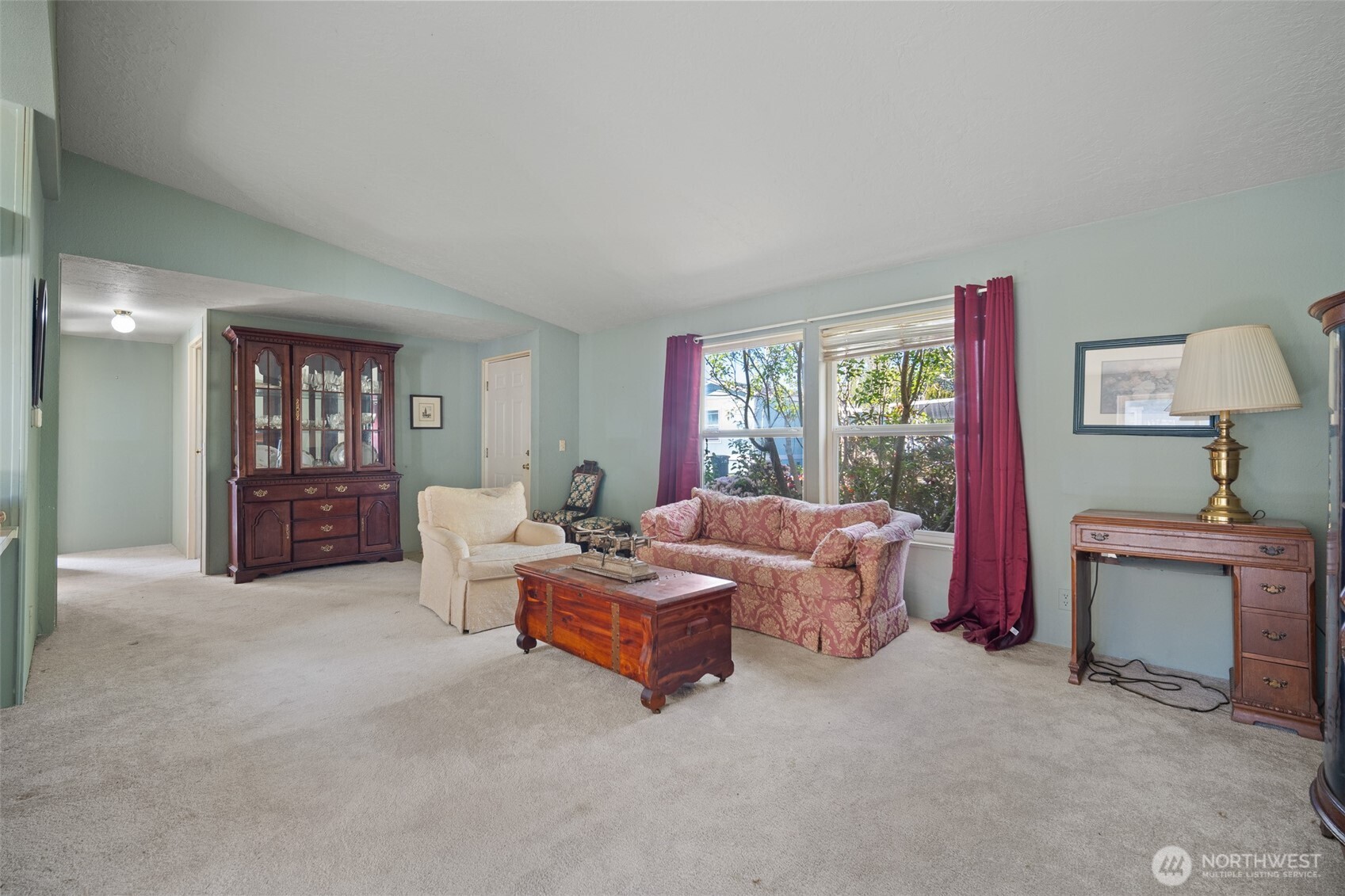 2350 Douglas Road, Unit 37 Ferndale, WA 98248 - Photo 18 of 40 a living room with furniture and a window