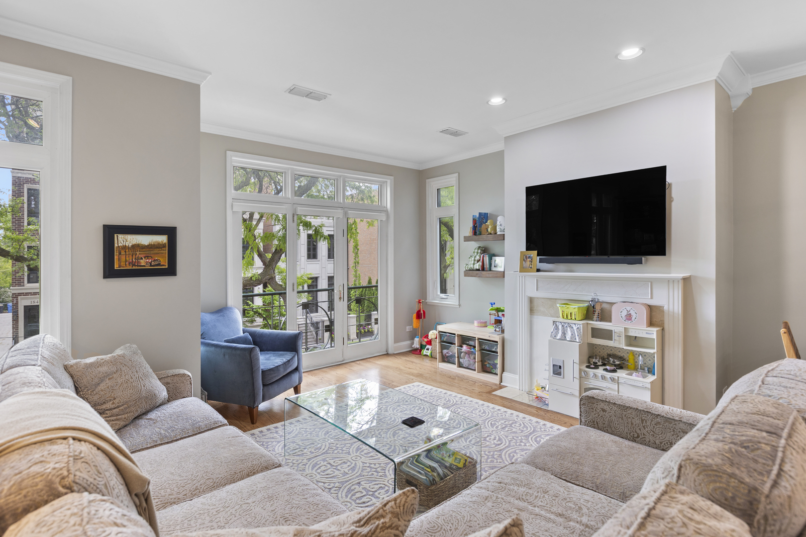 1846 North Mohawk Street, Unit B Chicago, IL 60614 - Photo 4 of 17