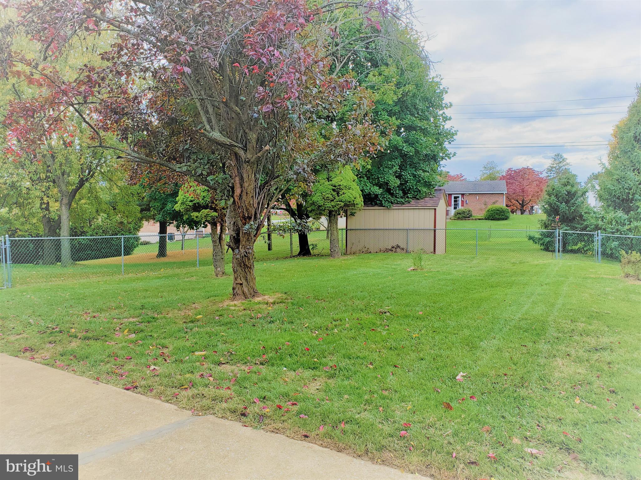 11510 Englewood Road Hagerstown, MD 21740 - Photo 35 of 35 Fenced in Rear Yard