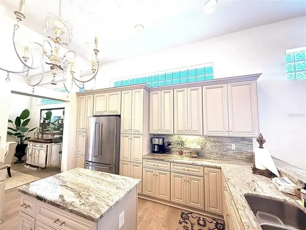 $4,500 | 405 Wellington Court, Venice, FL 34292