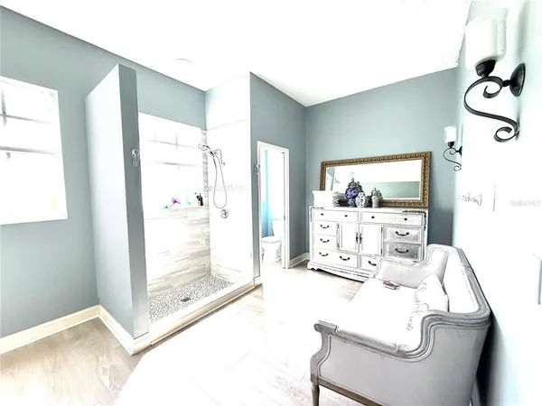 $4,500 | 405 Wellington Court, Venice, FL 34292