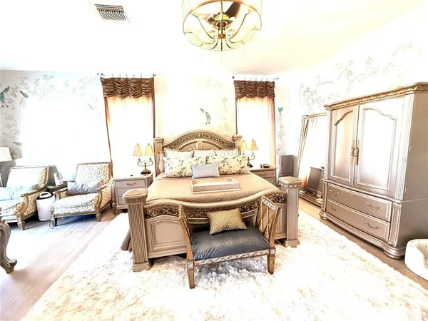 $4,500 | 405 Wellington Court, Venice, FL 34292