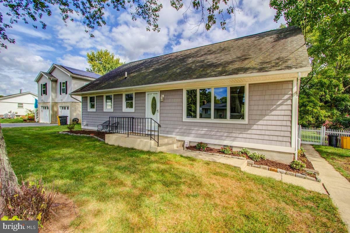 1526 Ridgely Drive Edgewater, MD 21037 - Photo 1 of 30 Gallery Image 1