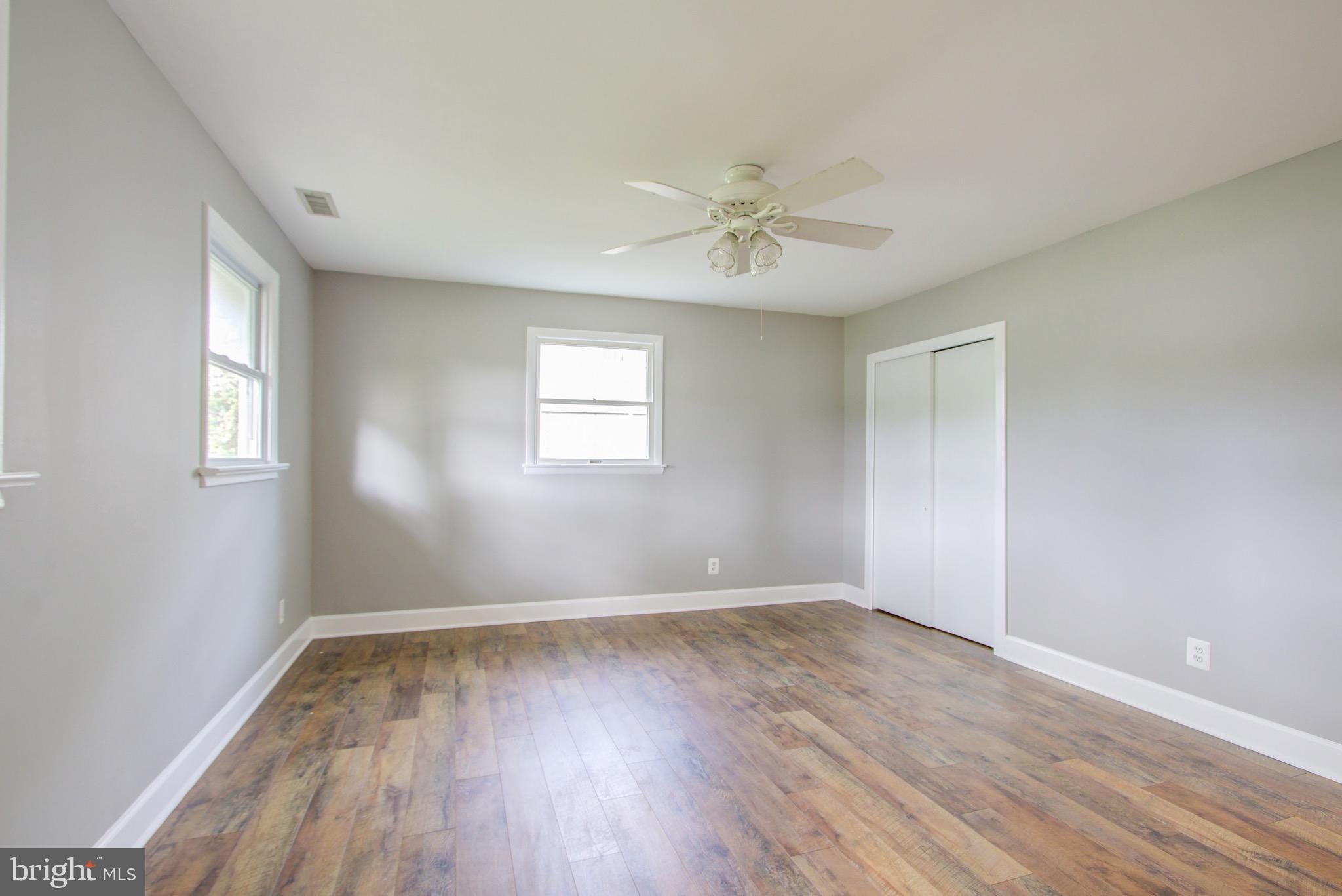 1526 Ridgely Drive Edgewater, MD 21037 - Photo 21 of 30 First floor bedroom