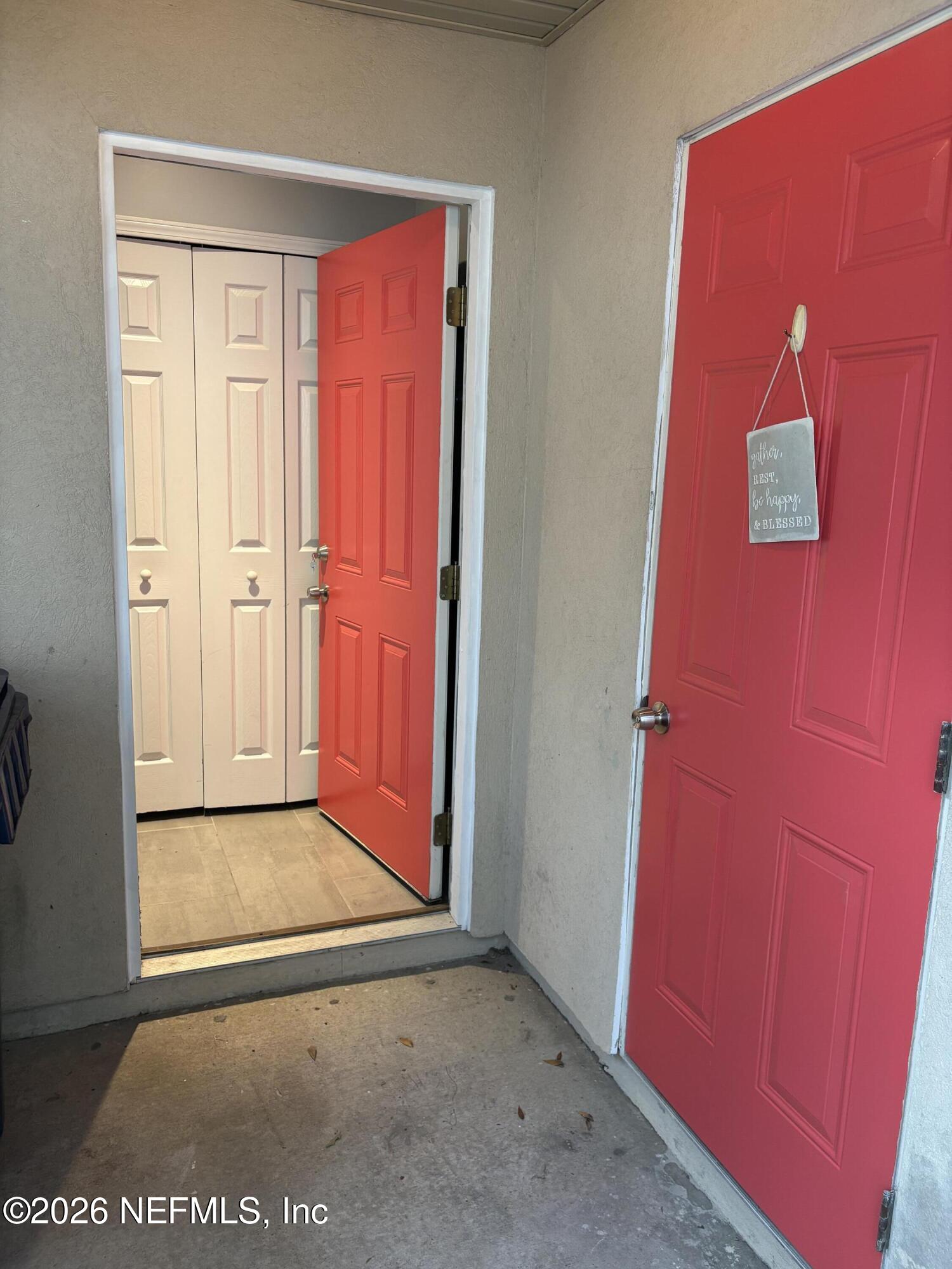 86005 Maple Leaf Place Yulee, FL 32097 - Photo 31 of 41 In law suite entrance