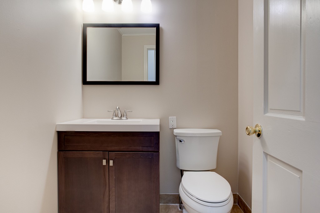 71 Strafford Road Westwood, MA 02090 - Photo 13 of 30 Gallery Image 13