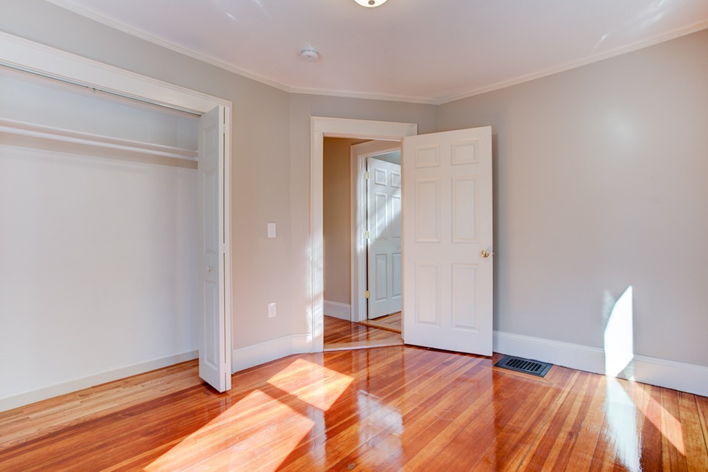 71 Strafford Road Westwood, MA 02090 - Photo 14 of 30 Gallery Image 14