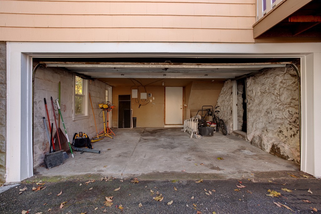 71 Strafford Road Westwood, MA 02090 - Photo 21 of 30 Gallery Image 21