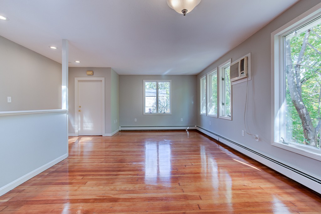 71 Strafford Road Westwood, MA 02090 - Photo 23 of 30 Gallery Image 23