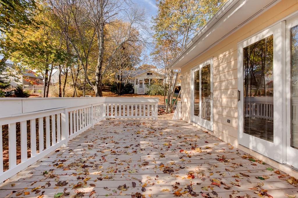 71 Strafford Road Westwood, MA 02090 - Photo 28 of 30 Gallery Image 28