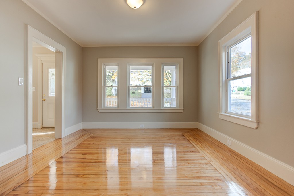 71 Strafford Road Westwood, MA 02090 - Photo 10 of 30 Gallery Image 10