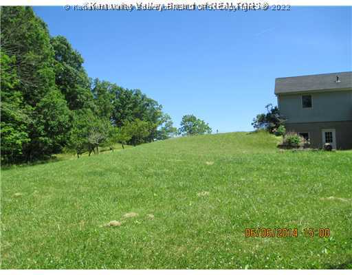 534 Robertson Ridge Road Elkview, WV 25071 - Photo 4 of 15 Exterior Front.