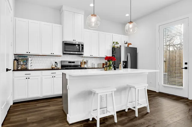 $2,900 | 5733 White Magnolia Street, Houston, TX 77091