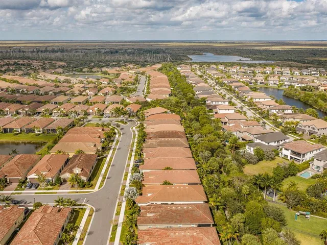 $825,000 | 9088 Leon Circle West, Parkland, FL 33076