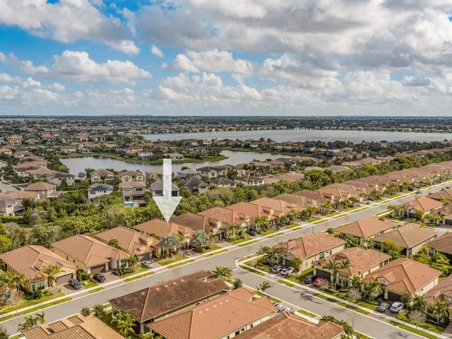 $825,000 | 9088 Leon Circle West, Parkland, FL 33076