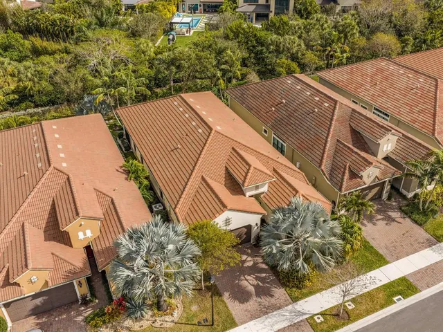 $825,000 | 9088 Leon Circle West, Parkland, FL 33076