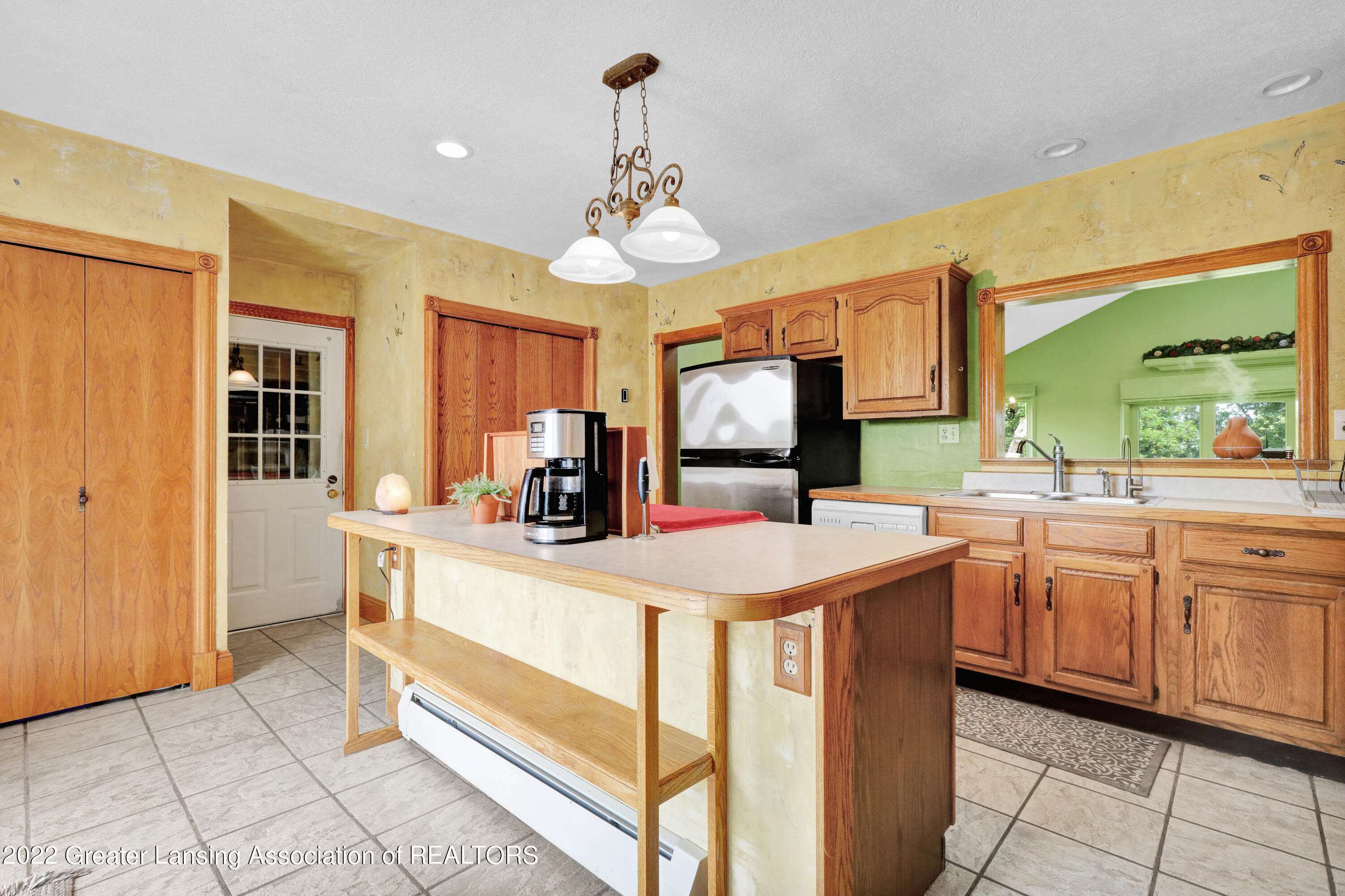3102 South Dewitt Road St. Johns, MI 48879 - Photo 11 of 58 9I3A2038