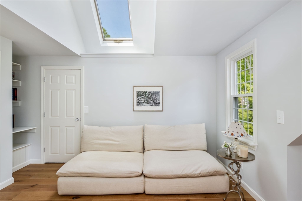 44 Buccaneer Way Mashpee, MA 02649 - Photo 25 of 39 a living room with furniture and a window