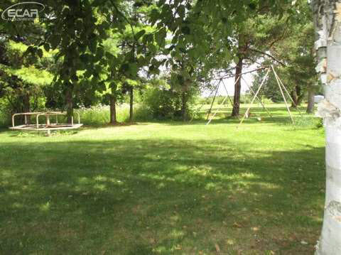 11200 Coldwater Road Flushing, MI 48433 - Photo 13 of 15 20445998-12.JPG