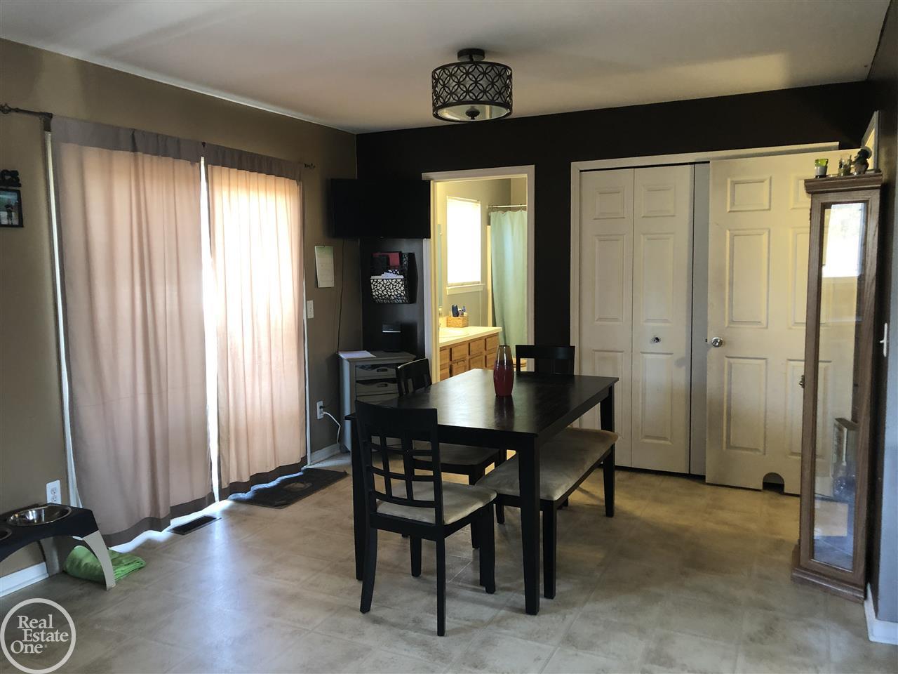 2202 Michigan Road Port Huron, MI 48060 - Photo 9 of 23 Gallery Image 9
