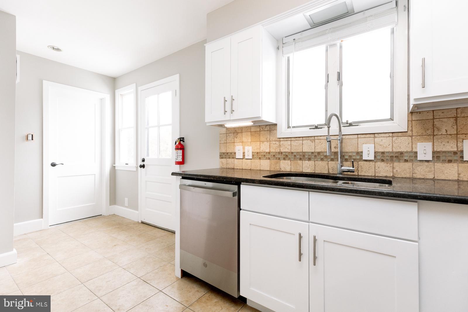 123 Shelbourne Road Havertown, PA 19083 - Photo 15 of 35