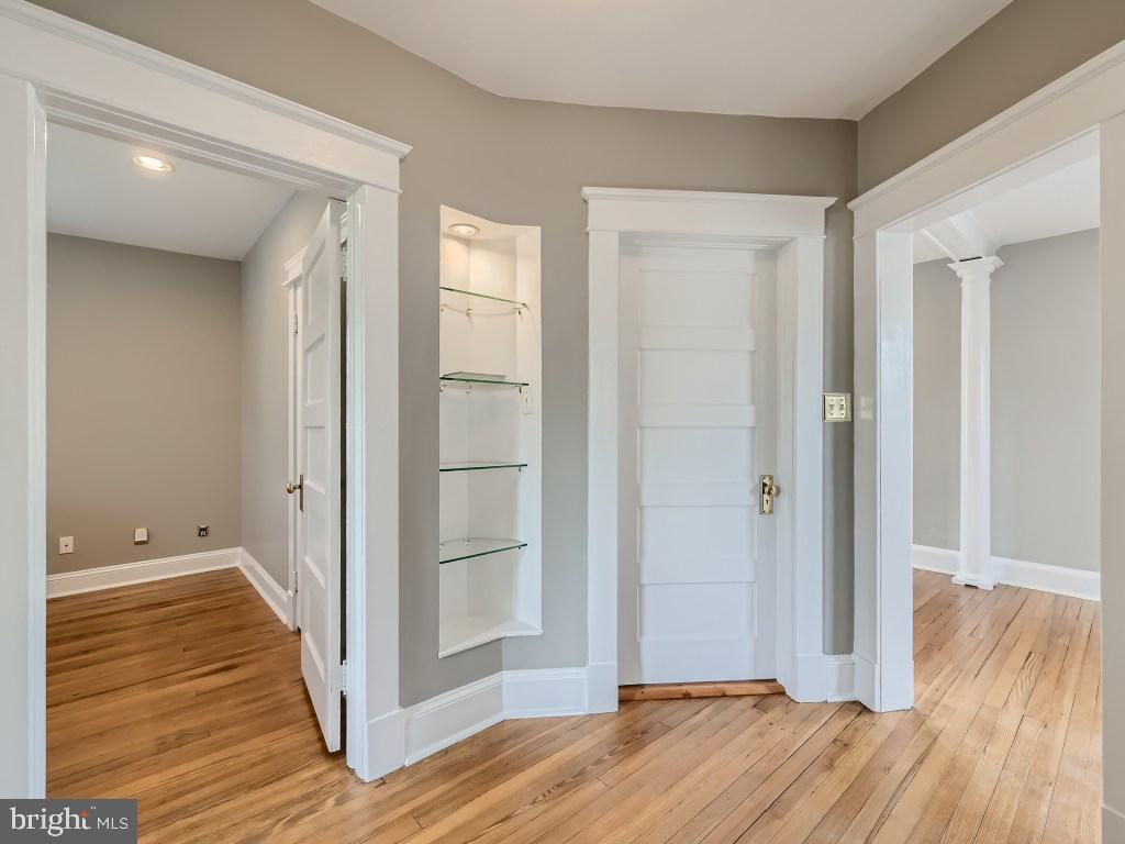 3201 East Joppa Road Parkville, MD 21234 - Photo 15 of 28 SECOND FLOOR FOYER
