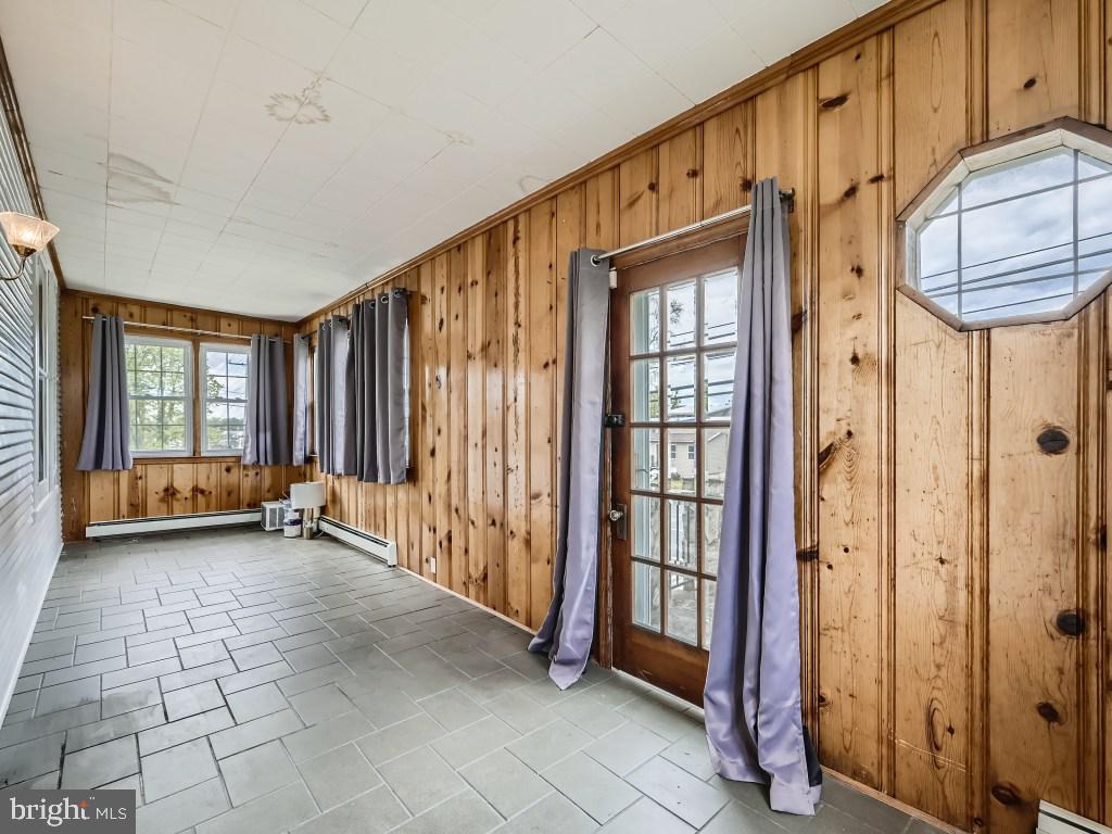 3201 East Joppa Road Parkville, MD 21234 - Photo 23 of 28 SUNROOM