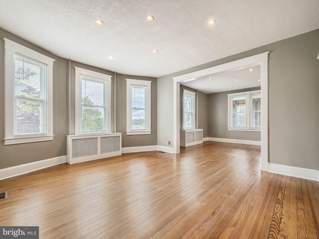 3201 East Joppa Road Parkville, MD 21234 - Photo 8 of 28 FAMILY ROOM