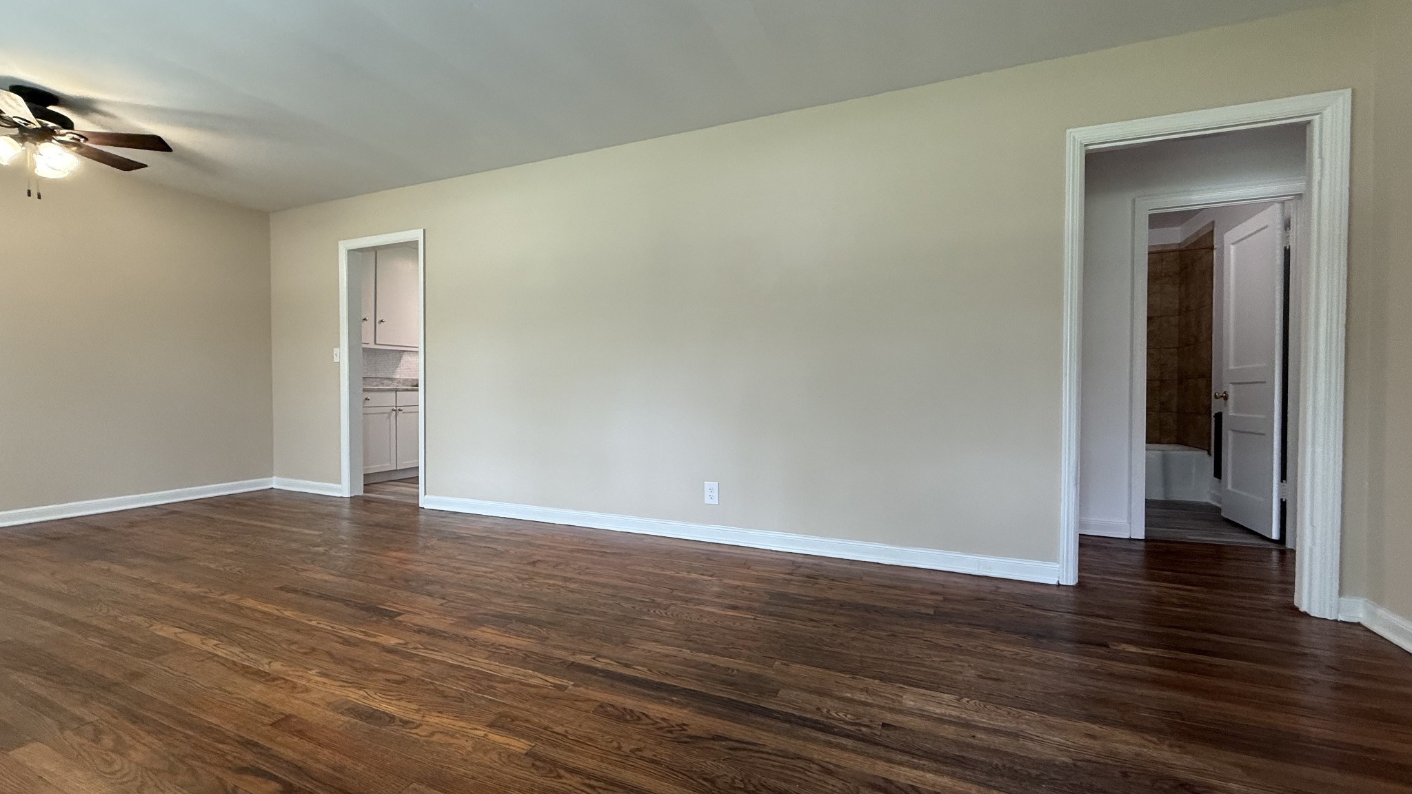 732 Ridgelawn Place Tullahoma, TN 37388 - Photo 3 of 26