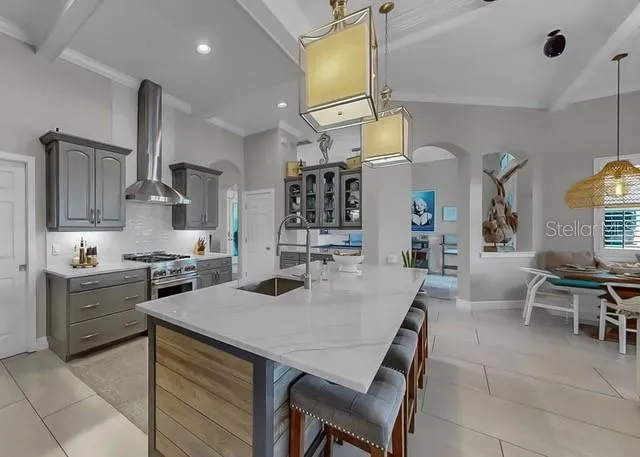 $1,425,000 | 714 Islebay Drive, Apollo Beach, FL 33572