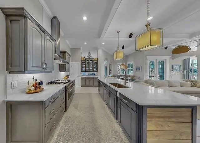 $1,425,000 | 714 Islebay Drive, Apollo Beach, FL 33572