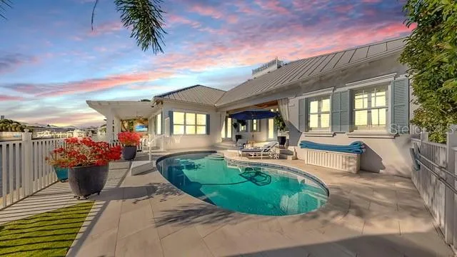 $1,425,000 | 714 Islebay Drive, Apollo Beach, FL 33572