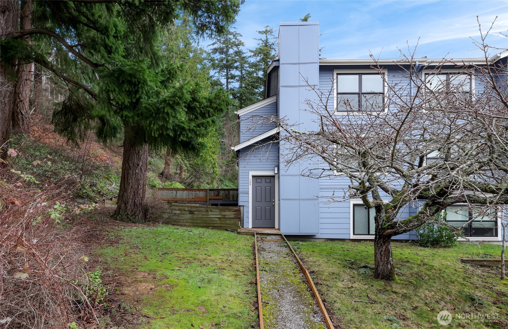 816 20th Street, Unit 100 Bellingham, WA 98225 - Photo 5 of 39