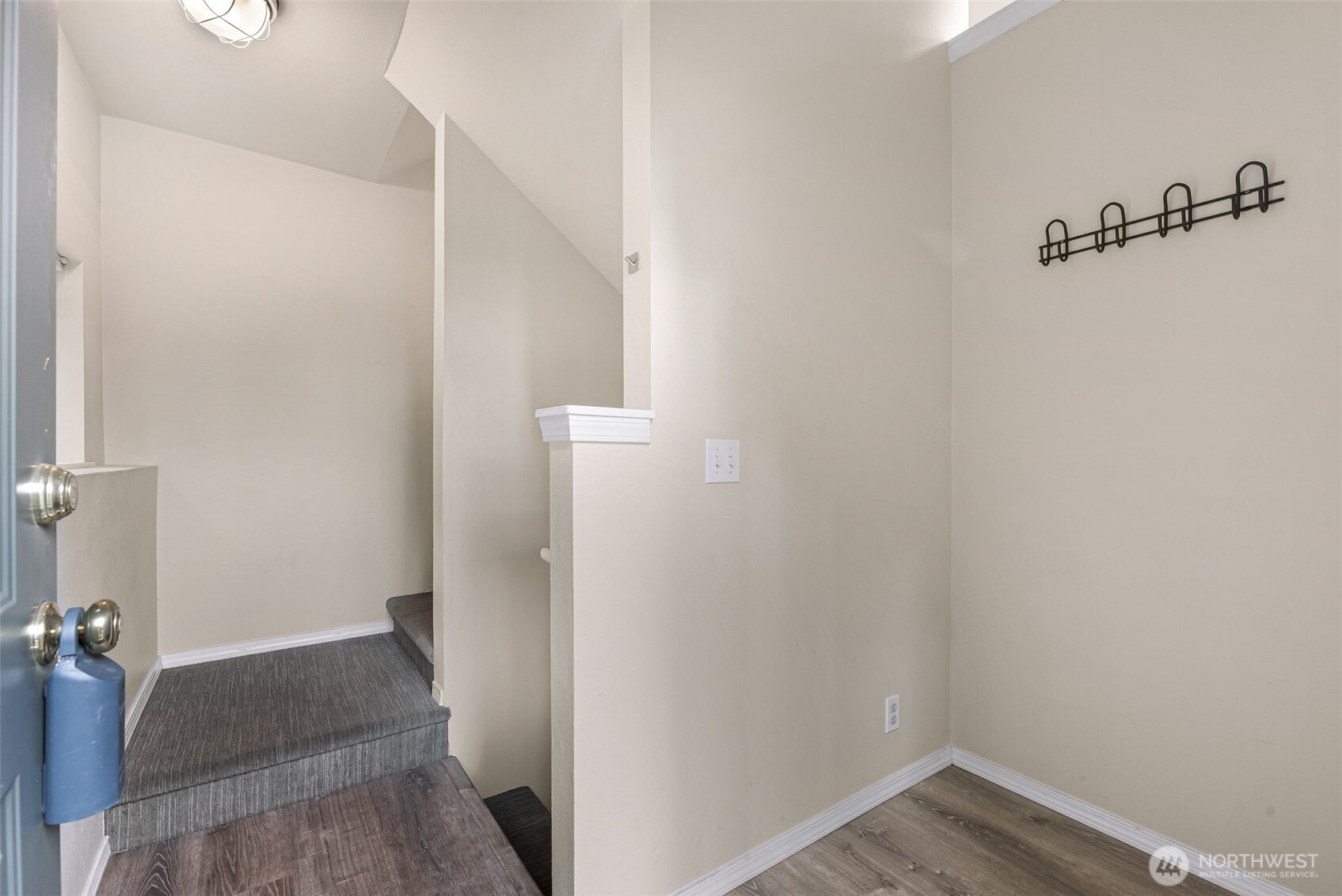 816 20th Street, Unit 100 Bellingham, WA 98225 - Photo 6 of 39