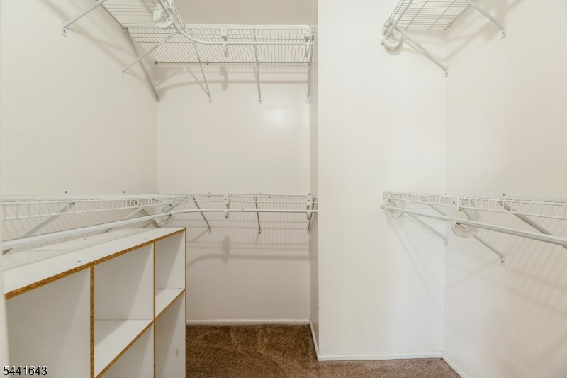 7 Sloop Square Freehold, NJ 07728 - Photo 20 of 30 Gallery Image 20