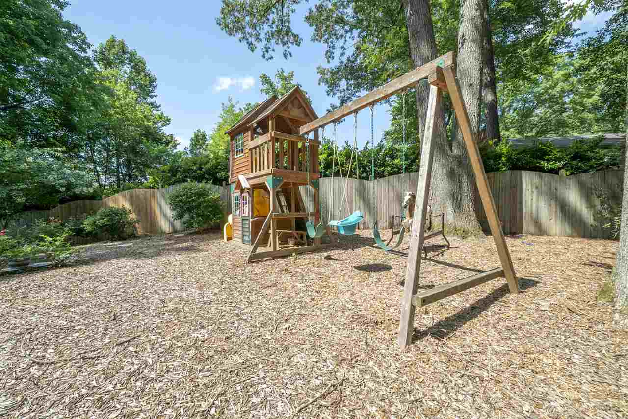 805 Autumn Court Raleigh, NC 27609 - Photo 23 of 25 Photo 23
