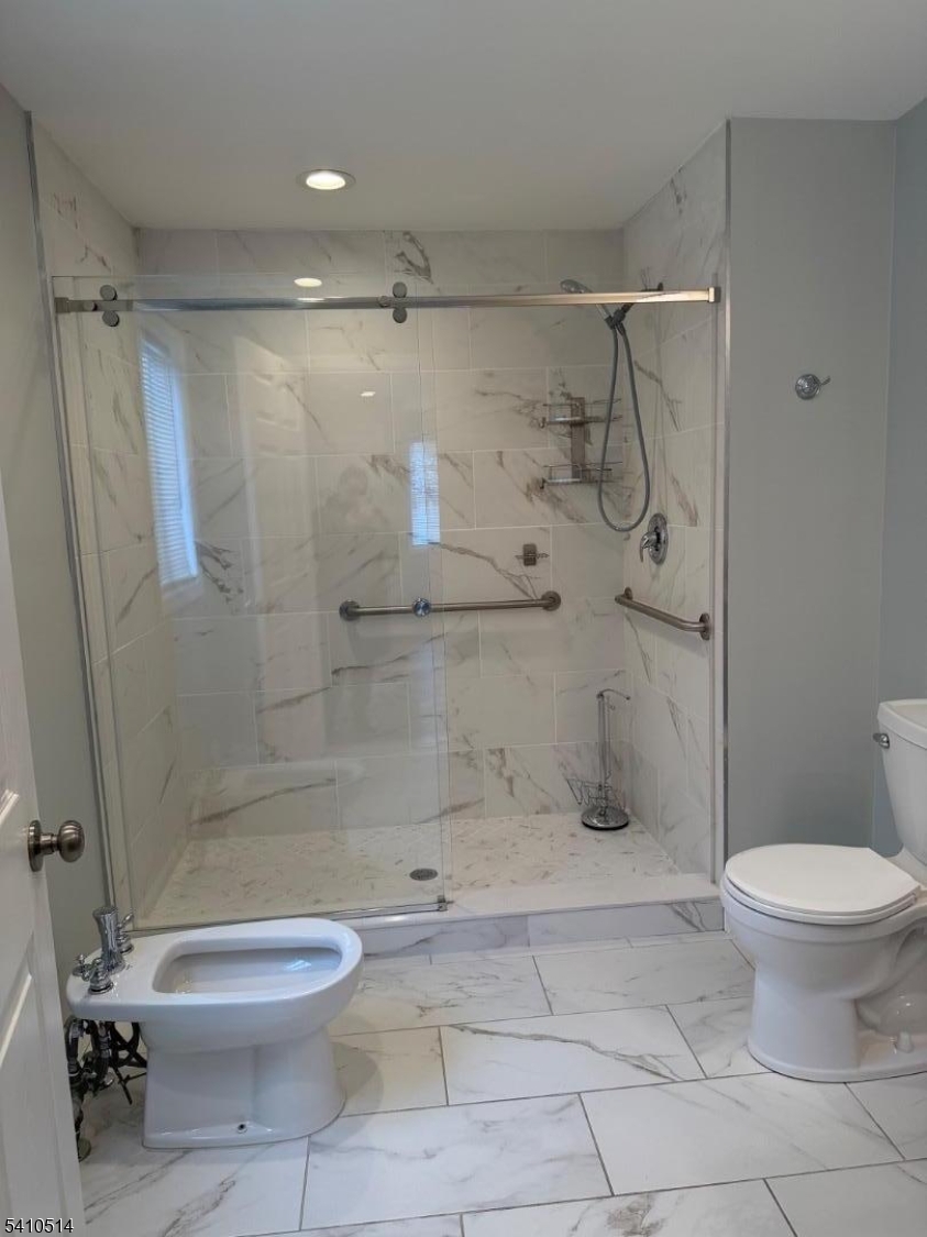 608 Galloping Hill Road Roselle Park, NJ 07204 - Photo 4 of 17