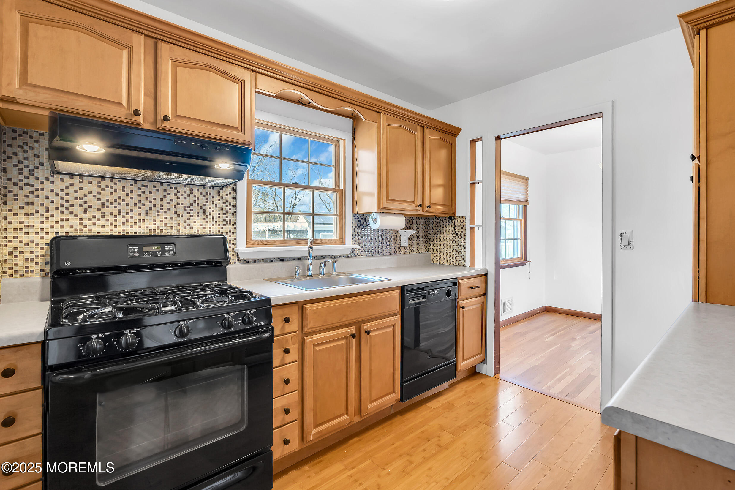 34 Clark Drive Howell, NJ 07731 - Photo 15 of 27 5 (7)