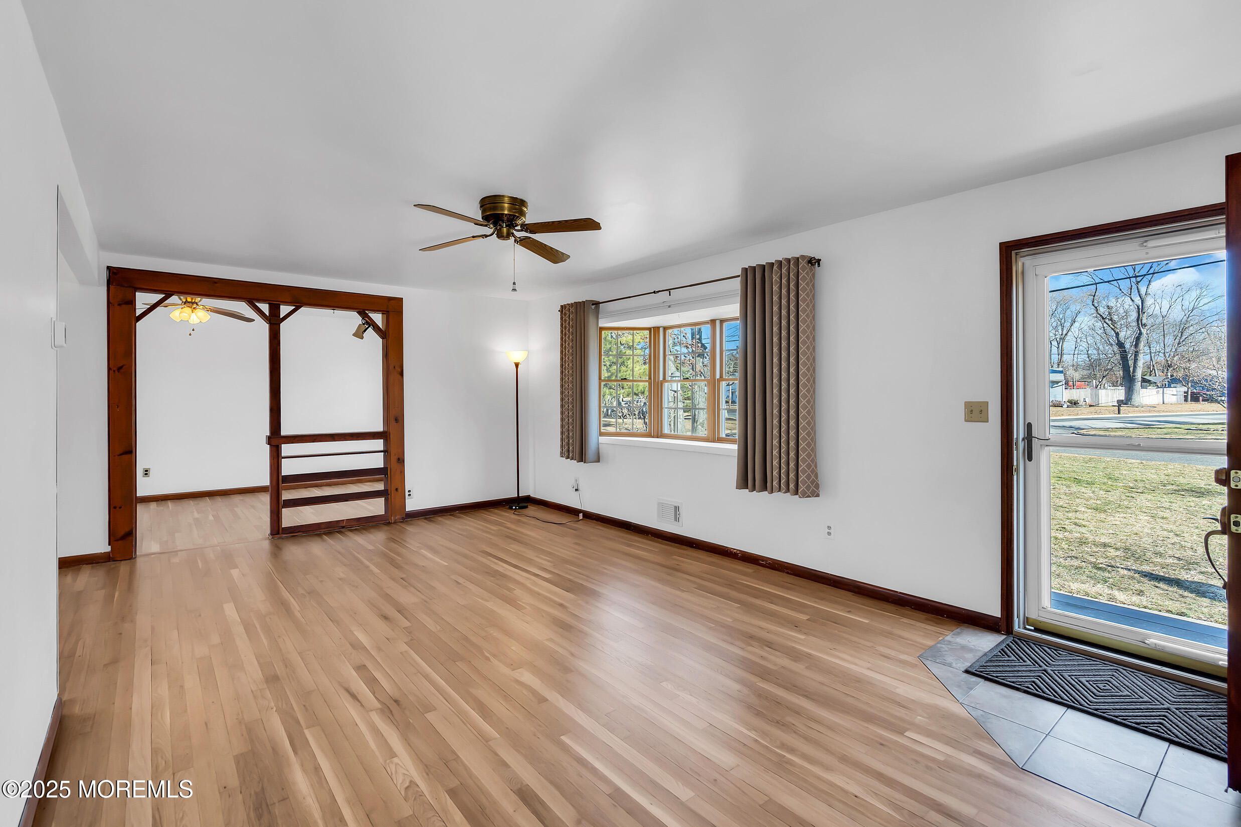 34 Clark Drive Howell, NJ 07731 - Photo 7 of 27 5 (3)